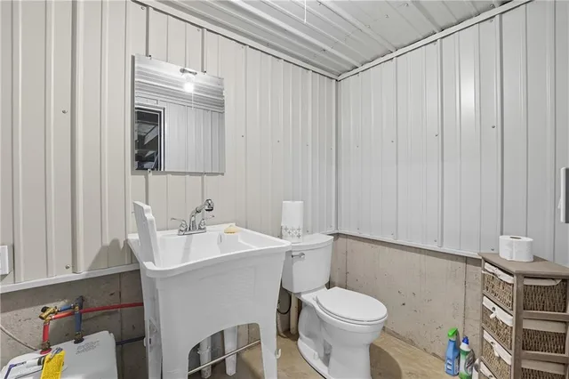 $2,195,000 | 10615 Lancaster Road, Liberty, MO 64068