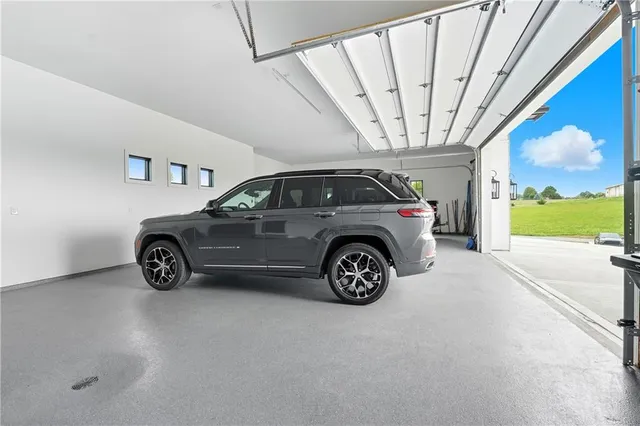 $2,195,000 | 10615 Lancaster Road, Liberty, MO 64068