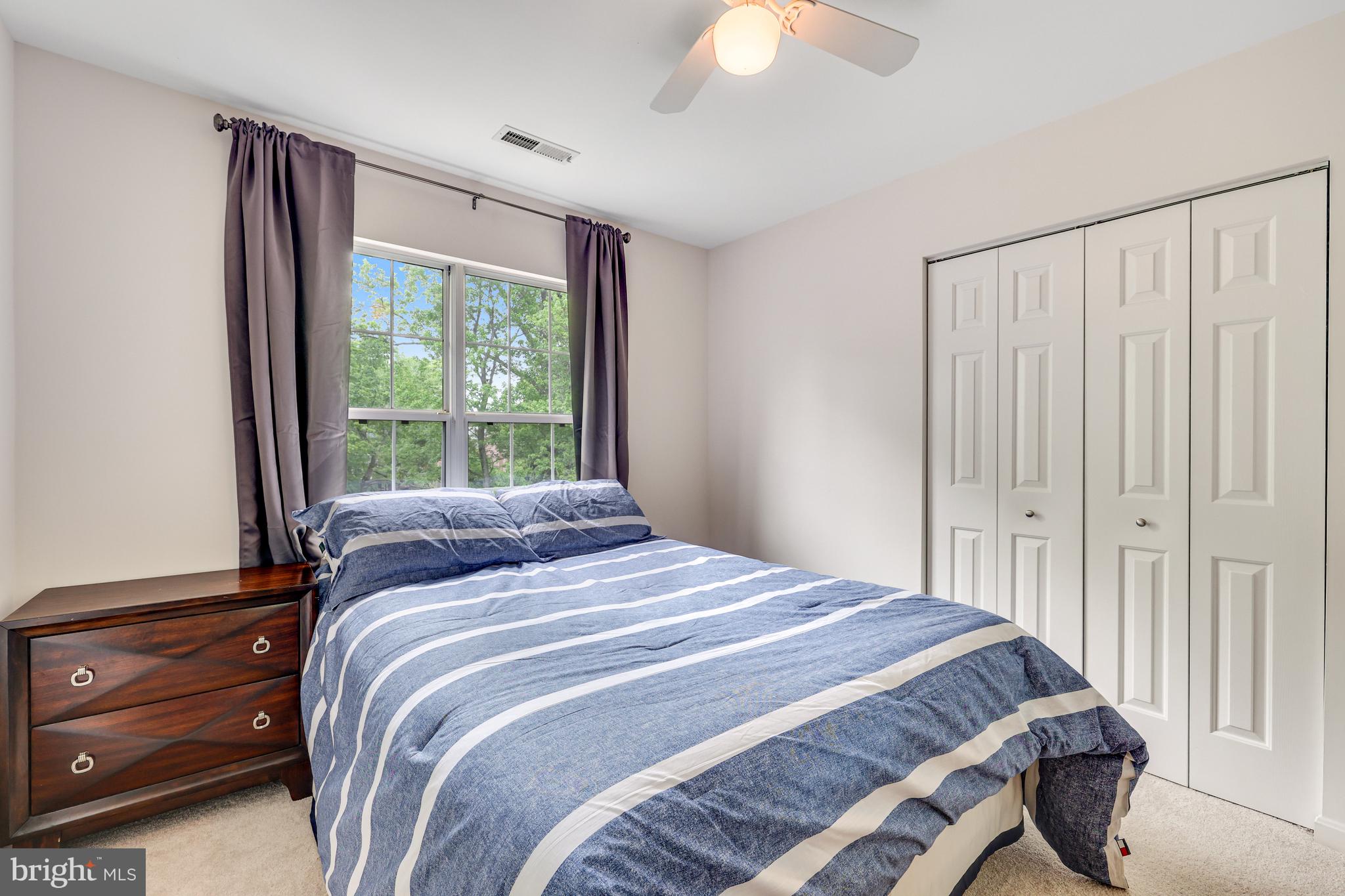 21261 Mirror Ridge Place Sterling, VA 20164 - Photo 17 of 31 Gallery Image 17