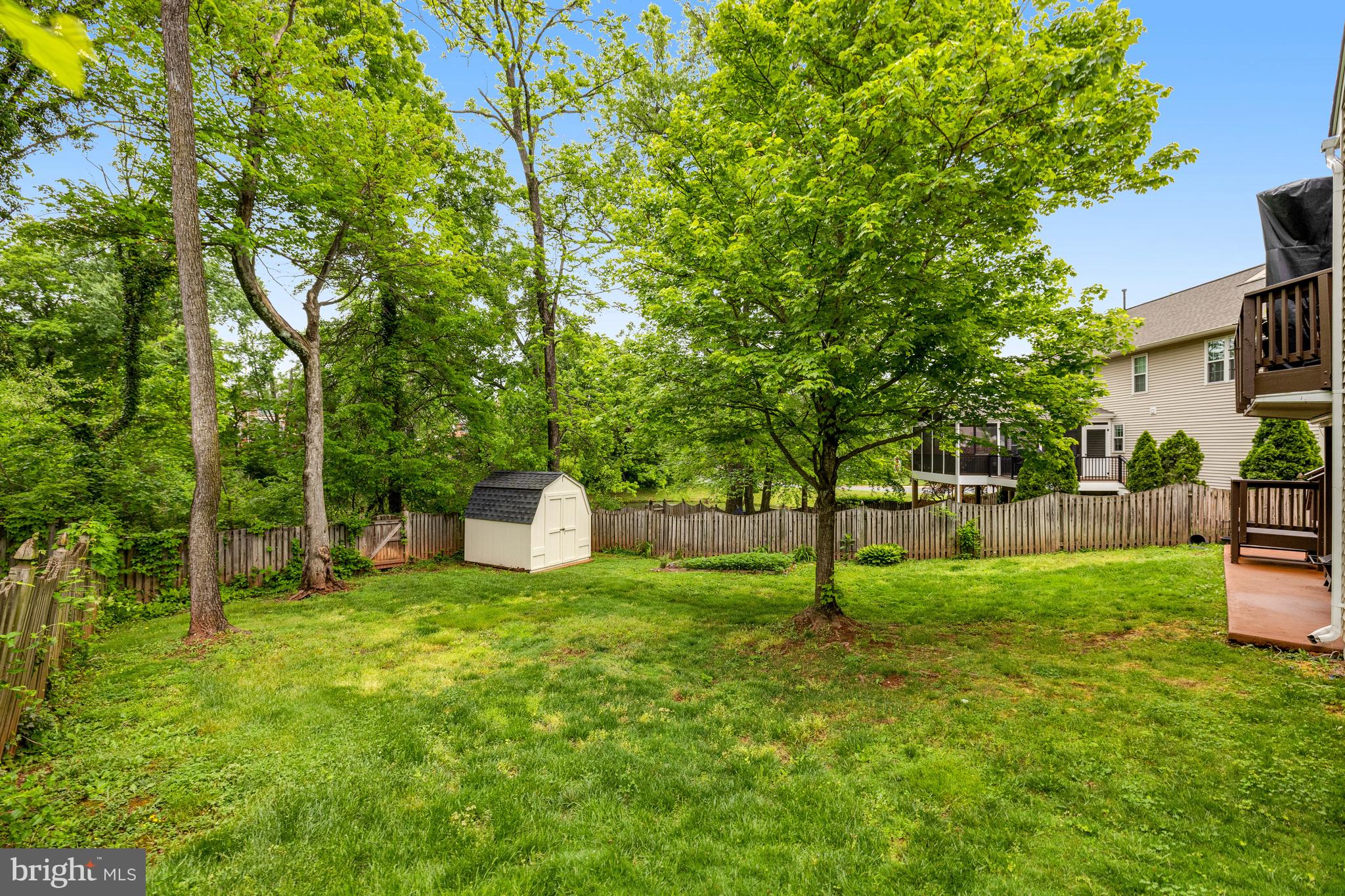 21261 Mirror Ridge Place Sterling, VA 20164 - Photo 30 of 31 Gallery Image 30