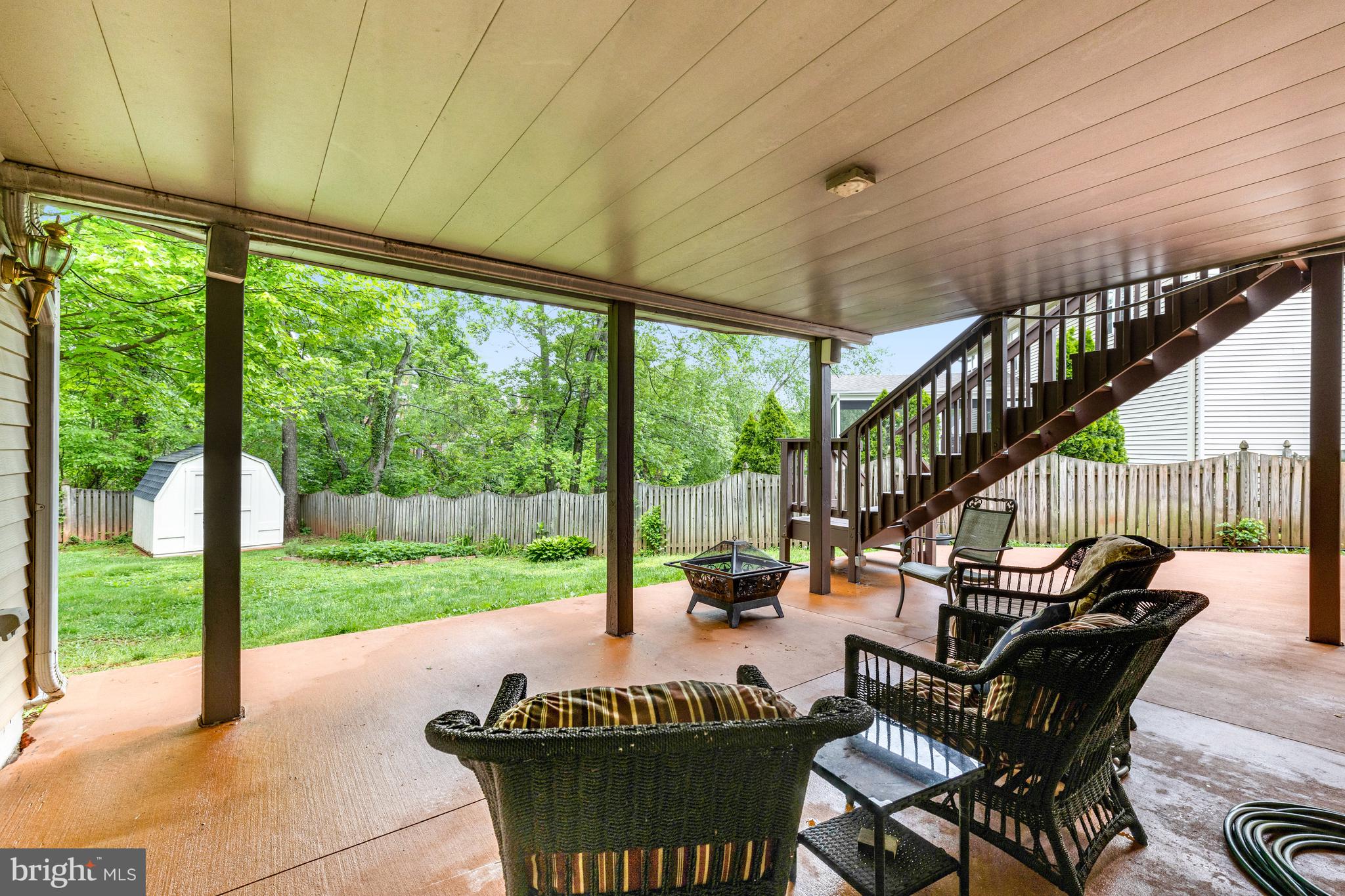 21261 Mirror Ridge Place Sterling, VA 20164 - Photo 4 of 31 Gallery Image 4