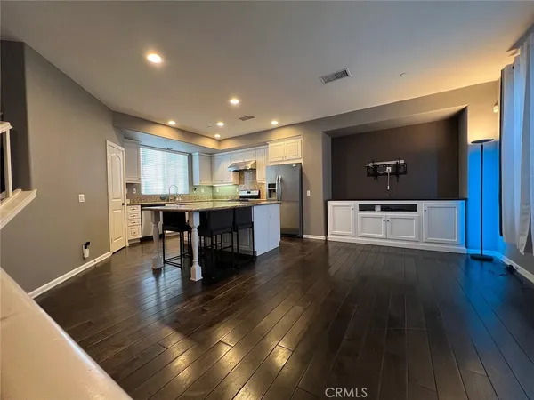 $3,750 | 1752 Grand Avenue, Unit 2, Long Beach, CA 90804
