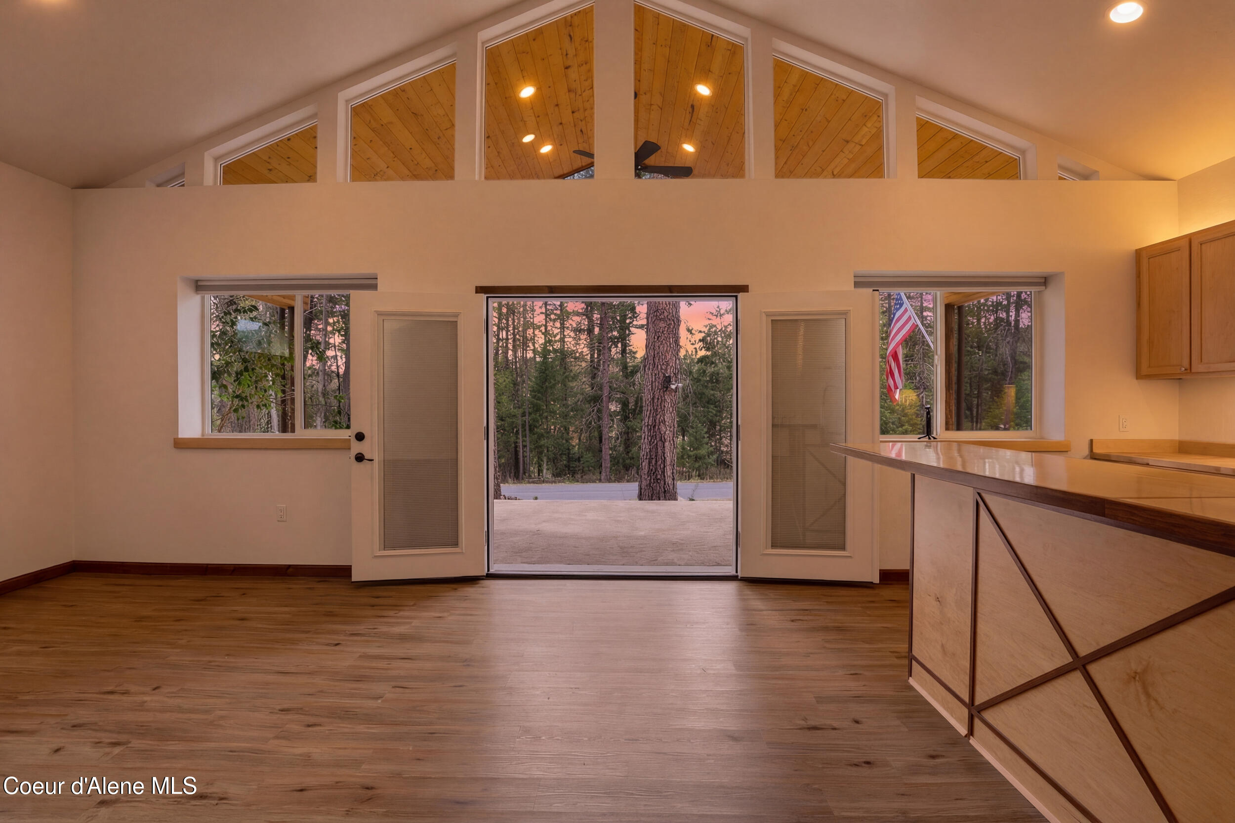 253 Hanaford Road Blanchard, ID 83804 - Photo 15 of 58 17_img_6024_twilight_e6dd1771