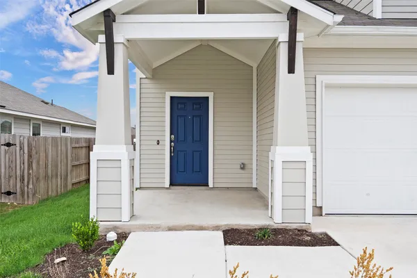 $2,050 | 1113 Burin Drive, Georgetown, TX 78626