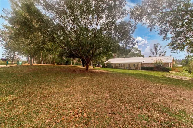 $299,000 | 16114 Cut Off Road, Kentwood, LA 70444