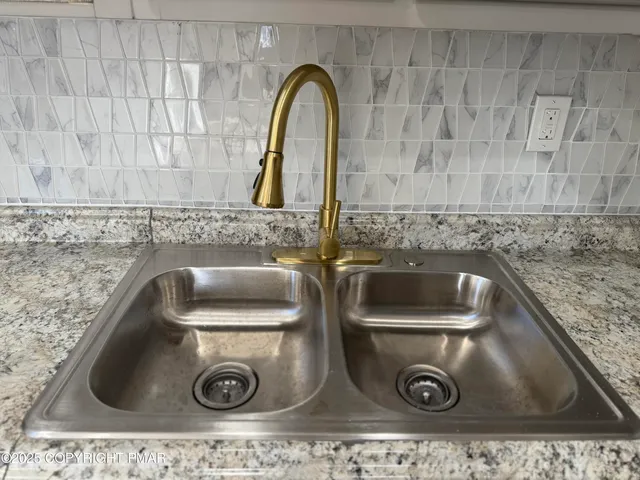 a close view of sink and tap