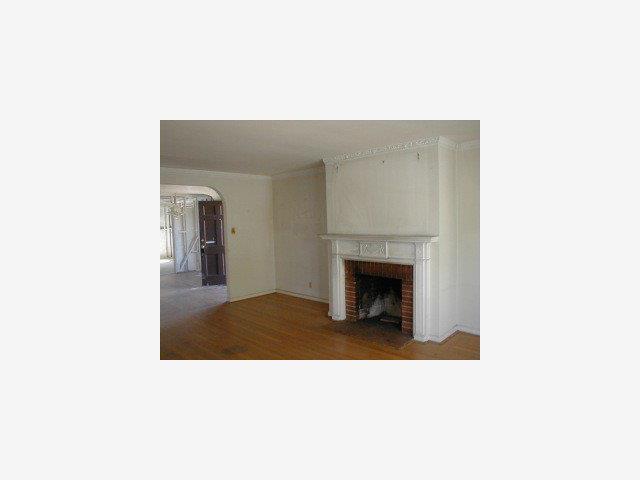 15 Clarendon Road Burlingame, CA 94010 - Photo 3 of 6 Gallery Image 3