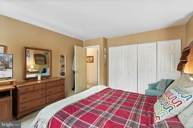 $449,900 | 7211 Lord Barton Drive, Fredericksburg, VA 22407