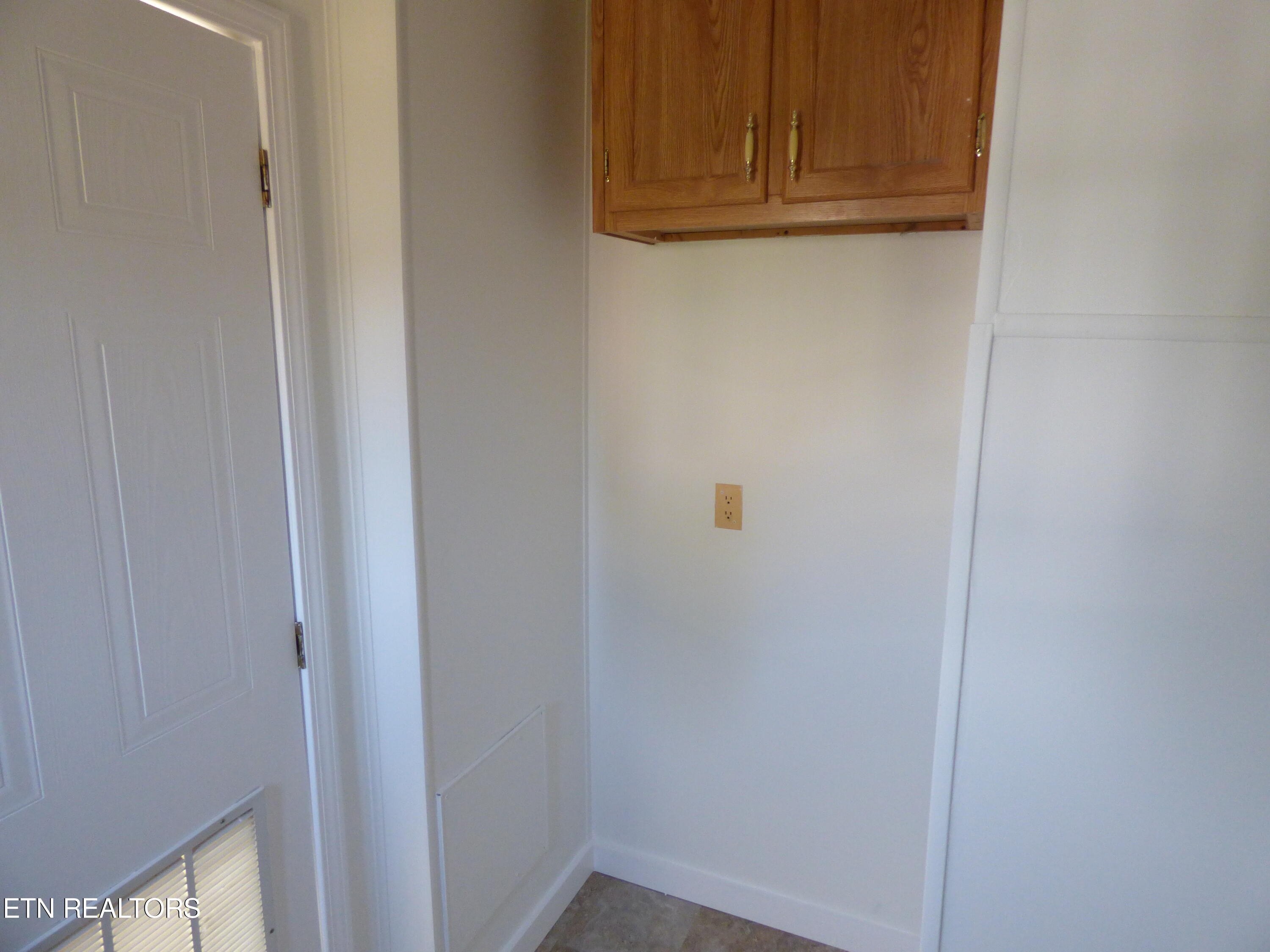 719 Sam Martin Road Dandridge, TN 37725 - Photo 16 of 22 P1290617