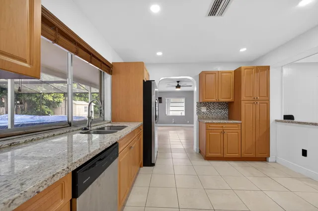 a view of empty room