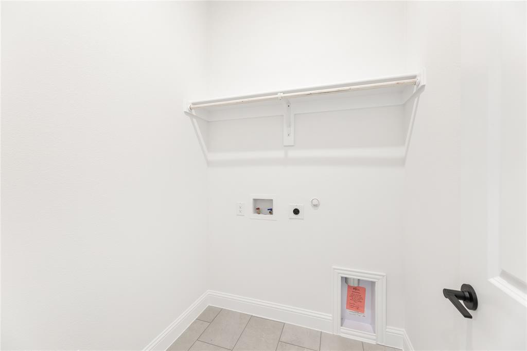 14509 Lovelace Street Pilot Point, TX 76258 - Photo 31 of 35