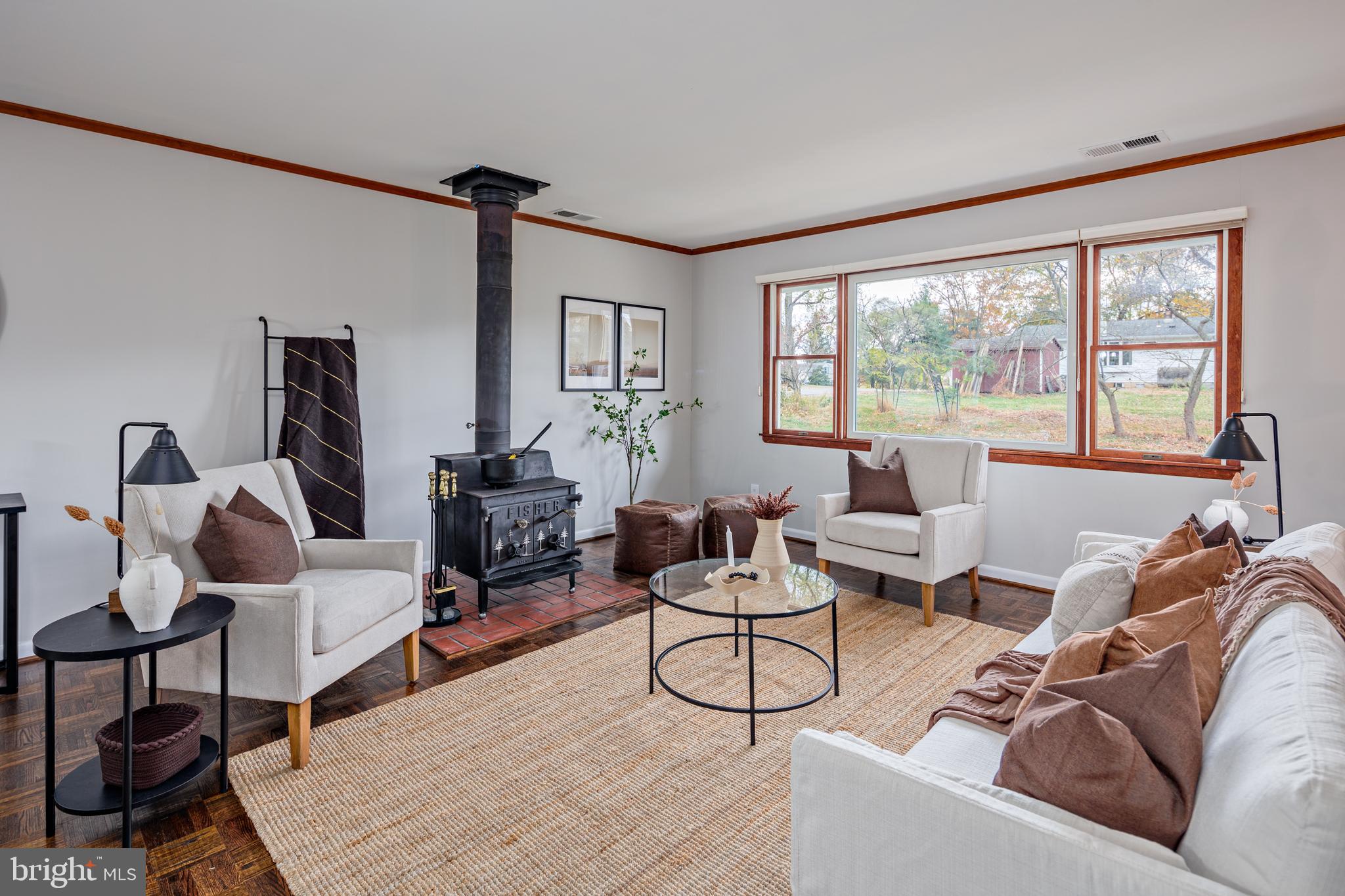 516 Cockeys Mill Road Reisterstown, MD 21136 - Photo 4 of 56 Gallery Image 4