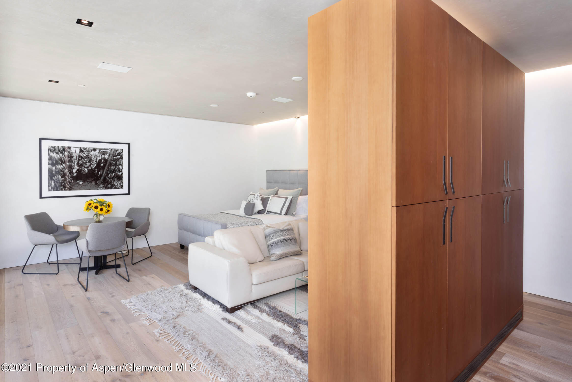 255 Conundrum Creek Road Aspen, CO 81611 - Photo 30 of 70 a living room with furniture and a table