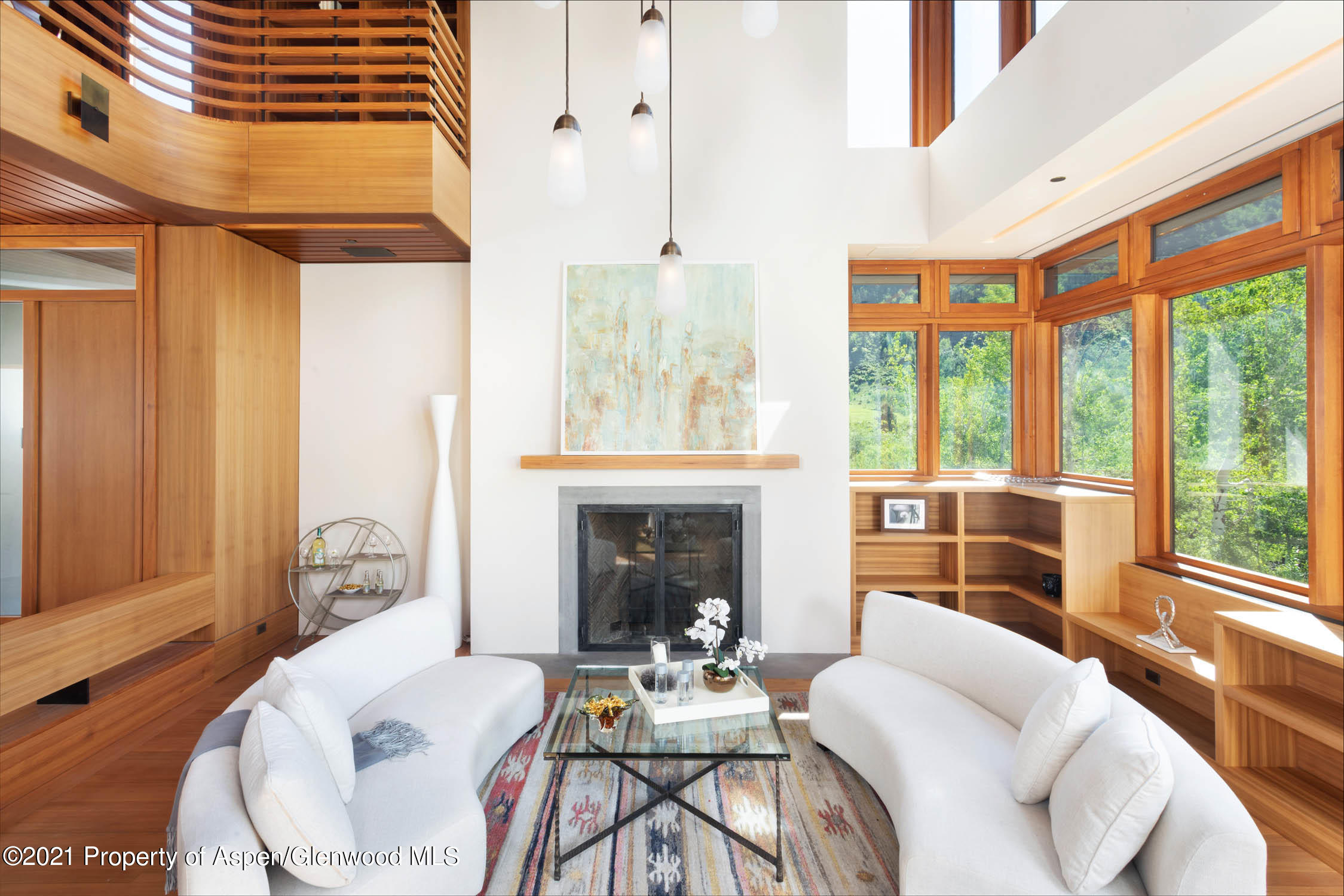255 Conundrum Creek Road Aspen, CO 81611 - Photo 7 of 70 The living room