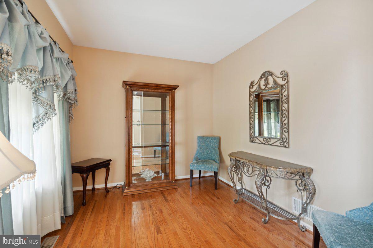1745 Red Bud Road Quakertown, PA 18951 - Photo 6 of 34 Living Room