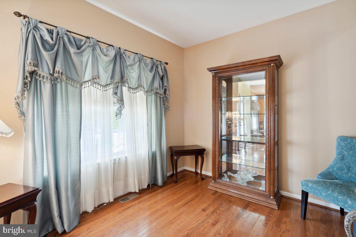 1745 Red Bud Road Quakertown, PA 18951 - Photo 7 of 34 Living Room