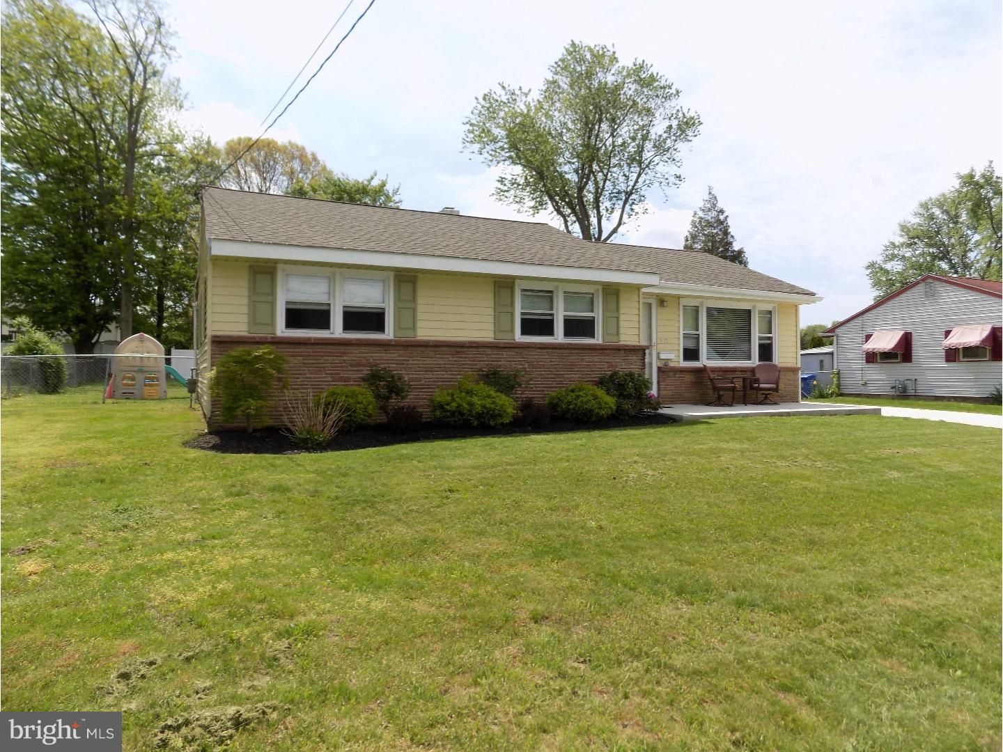11 Livingstone Road Sewell, NJ 08080 - Photo 2 of 18 Exterior Front