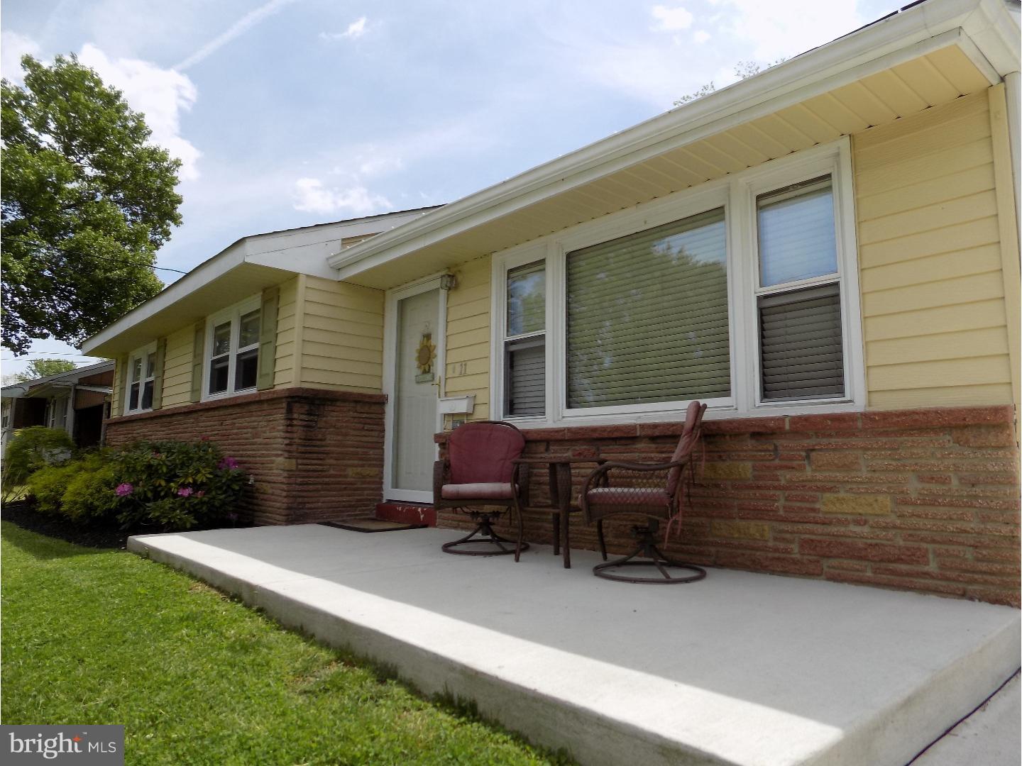 11 Livingstone Road Sewell, NJ 08080 - Photo 3 of 18 Porch