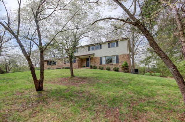 498 Cambridge Road Clarksville, TN 37043 - Photo 2 of 20 Gallery Image 2