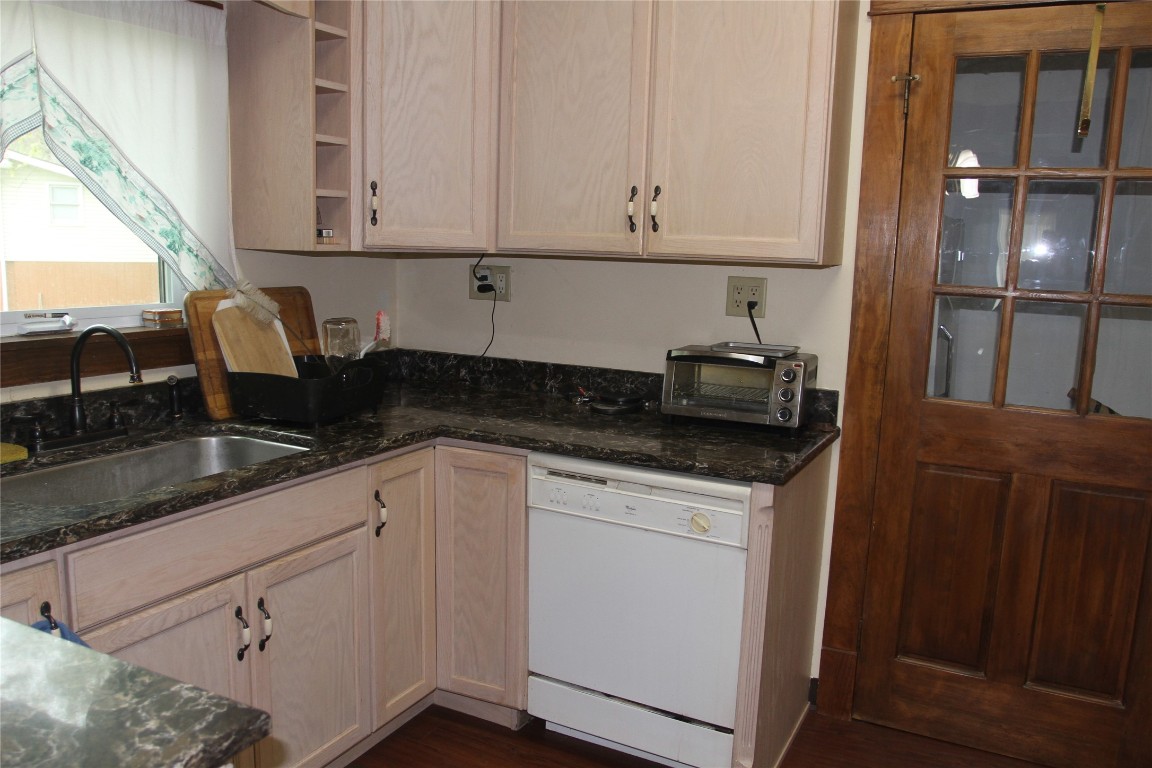 35 Trafford Road Binghamton, NY 13901 - Photo 5 of 30 Gallery Image 5