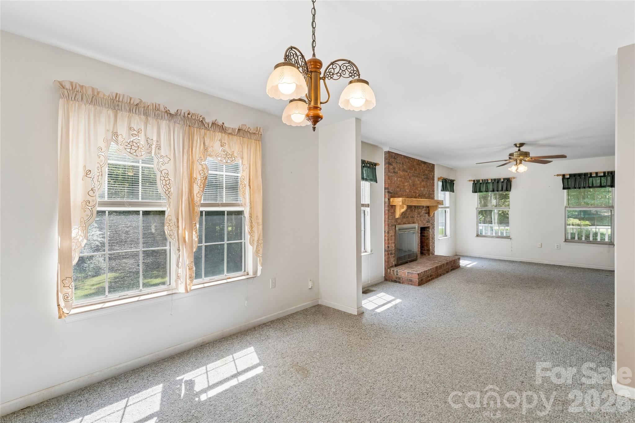 7500 Plott Road Charlotte, NC 28215 - Photo 8 of 48 Gallery Image 8