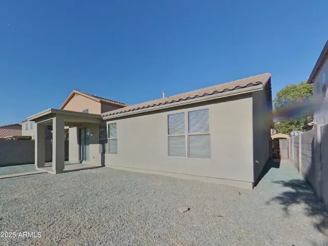a view of a house with porch