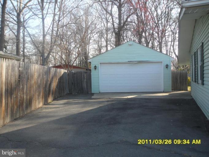 13721 Joyce Road Woodbridge, VA 22191 - Photo 11 of 11 Garage 2