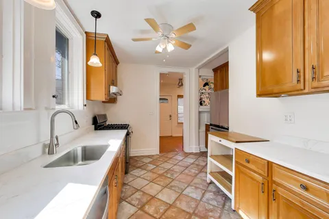 $595,000 | 6224 North Rockwell Street, Chicago, IL 60659