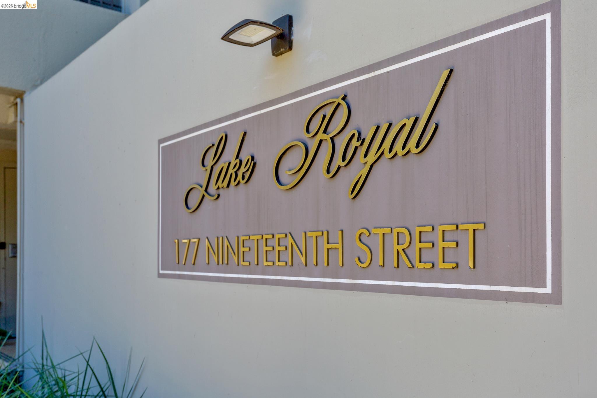 177 19th Street, Unit 10E Oakland, CA 94612 - Photo 44 of 51