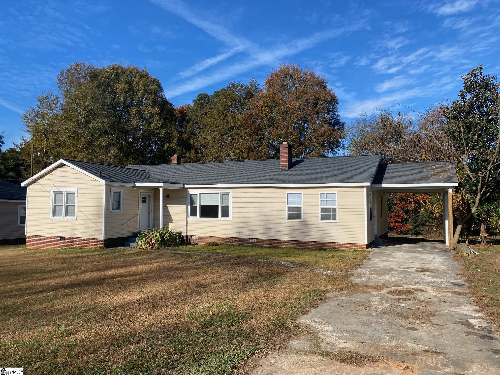 707 Shands Street Clinton, SC 29325 - Photo 2 of 14 Gallery Image 2