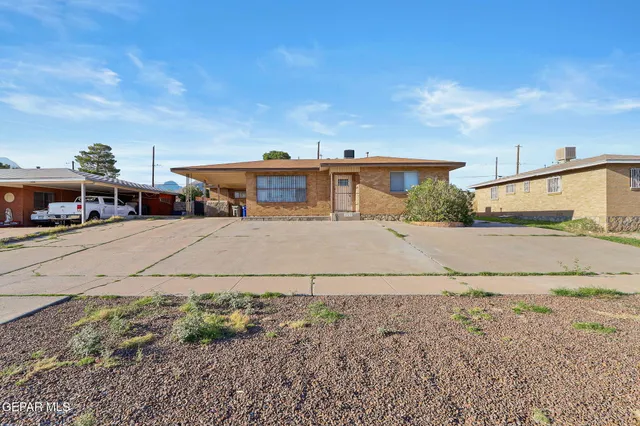 $344,000 | 3125 Hamilton Avenue, El Paso, TX 79930