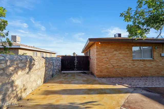 $344,000 | 3125 Hamilton Avenue, El Paso, TX 79930