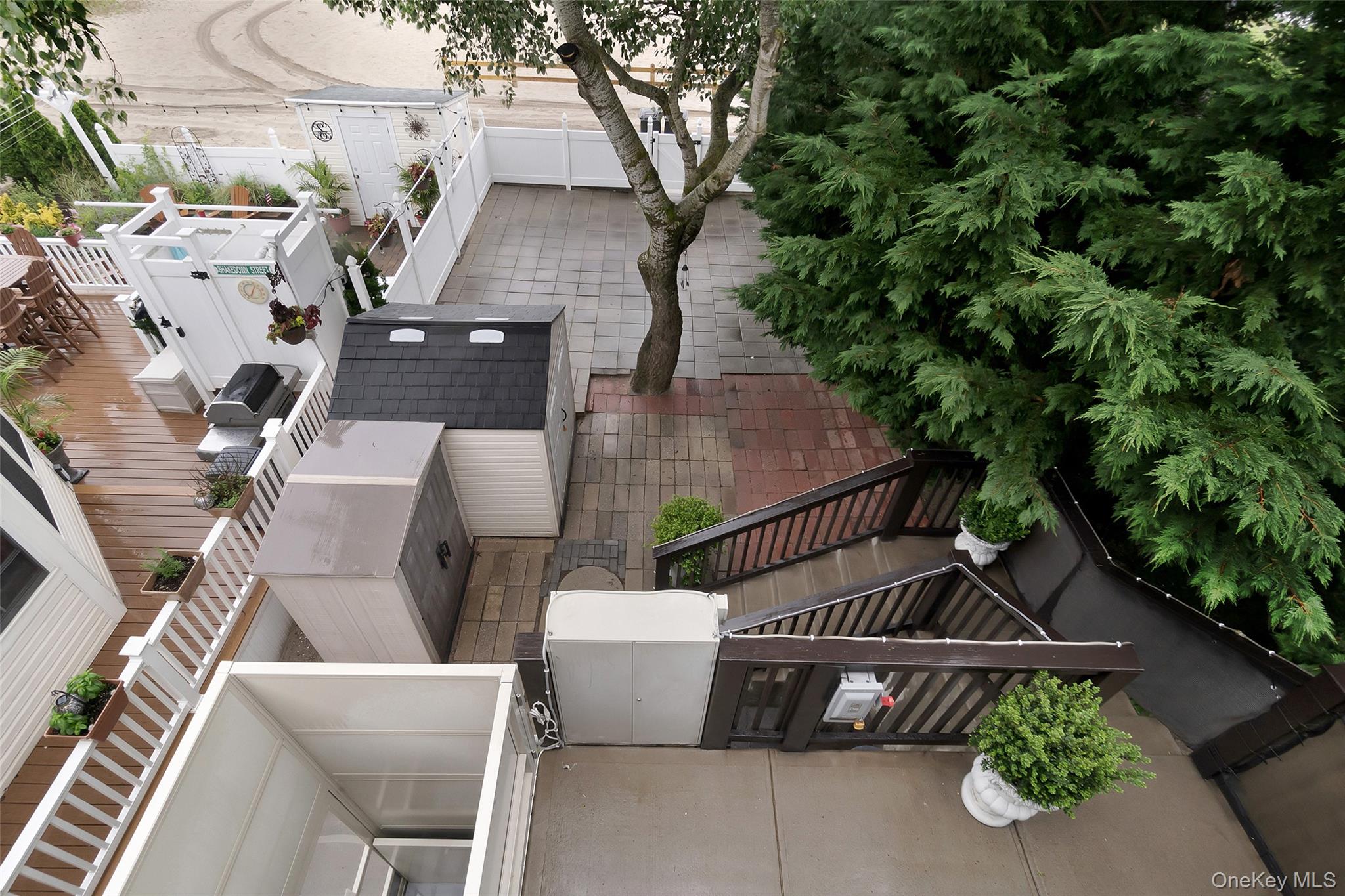 32 Janet Lane Queens, NY 11697 - Photo 21 of 27