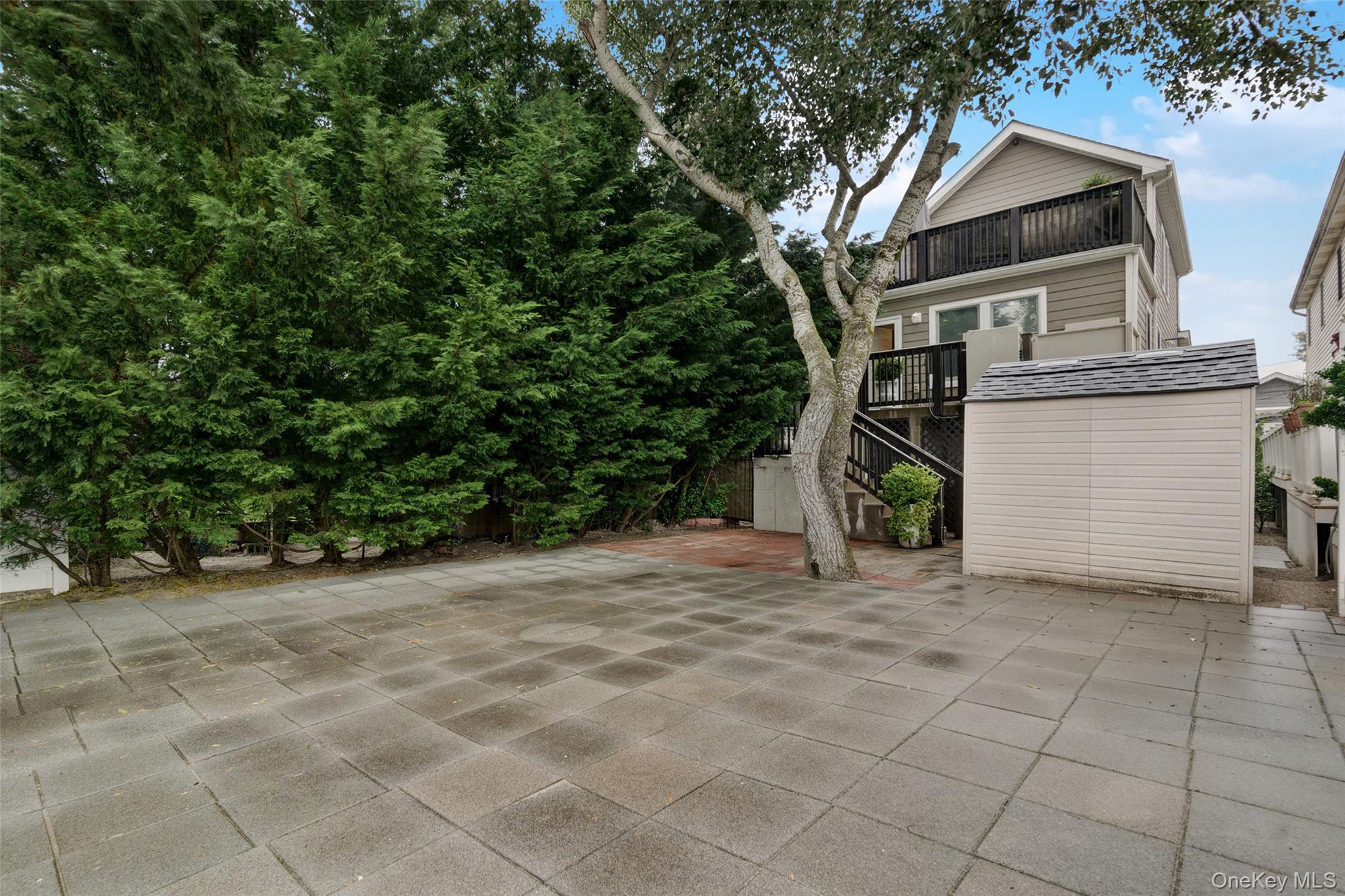 32 Janet Lane Queens, NY 11697 - Photo 25 of 27