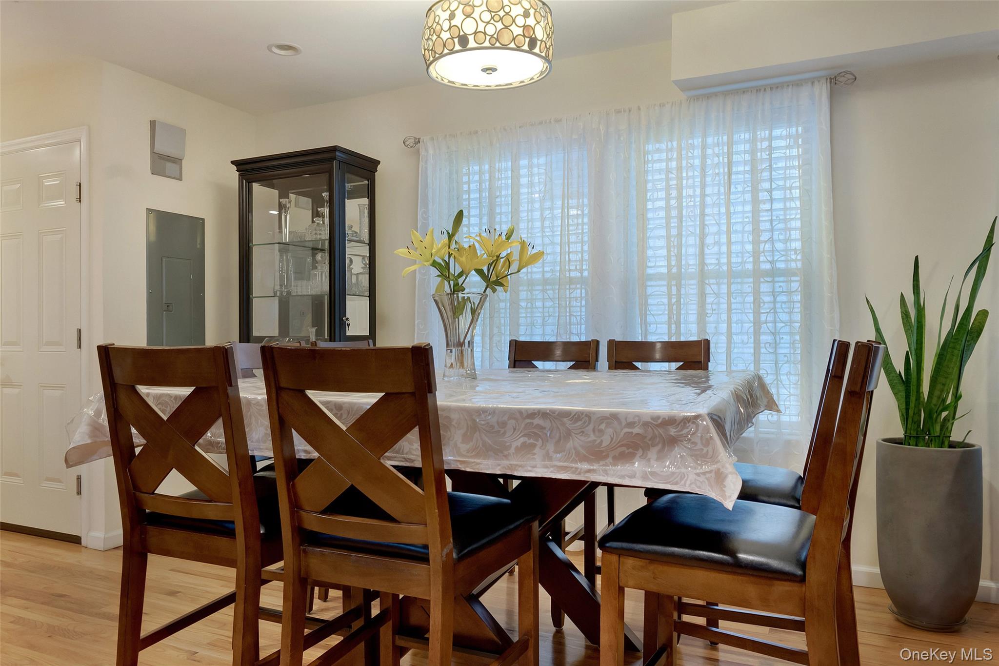 32 Janet Lane Queens, NY 11697 - Photo 5 of 27