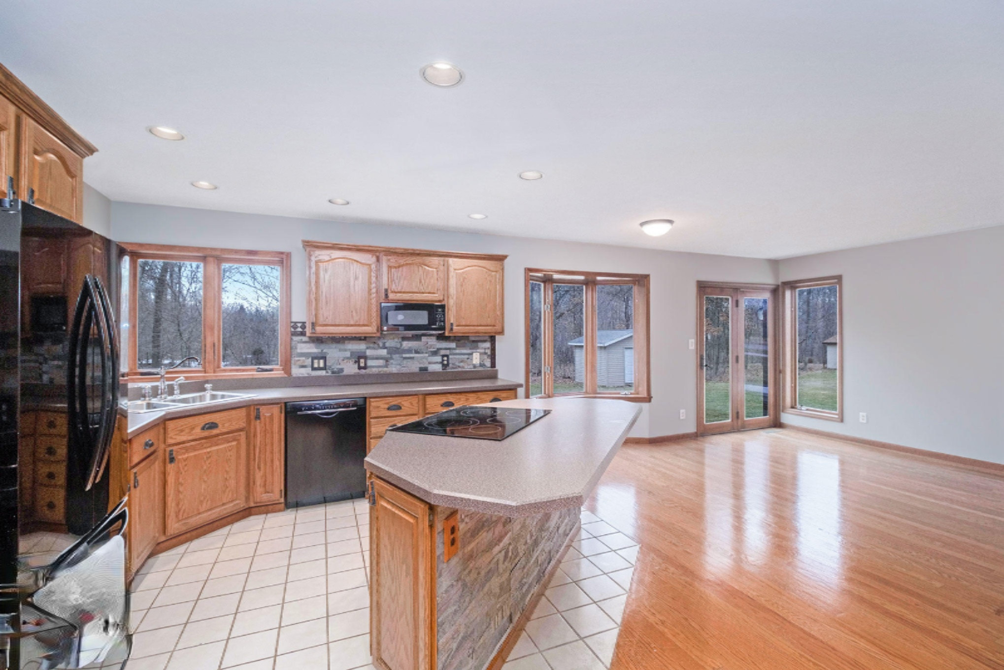 160 Hidden Forest Road Battle Creek, MI 49014 - Photo 9 of 26 _DSF7720