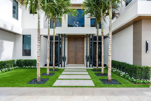 $31,750,000 | 1520 Royal Palm Way, Boca Raton, FL 33432