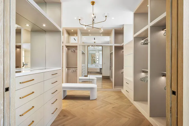 $31,750,000 | 1520 Royal Palm Way, Boca Raton, FL 33432