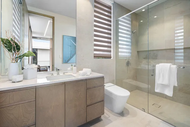 $31,750,000 | 1520 Royal Palm Way, Boca Raton, FL 33432