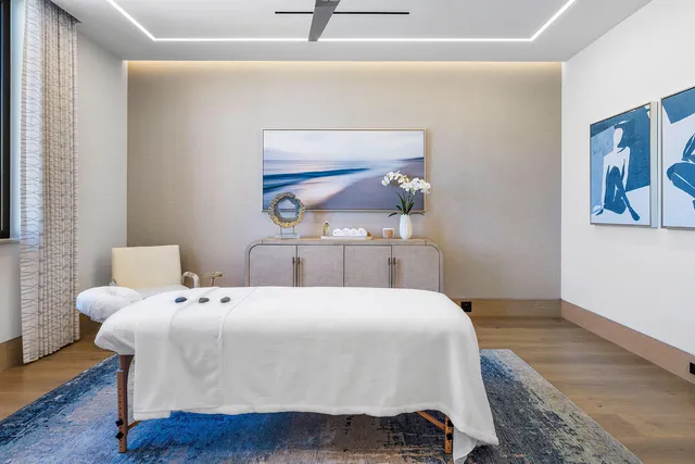 $31,750,000 | 1520 Royal Palm Way, Boca Raton, FL 33432