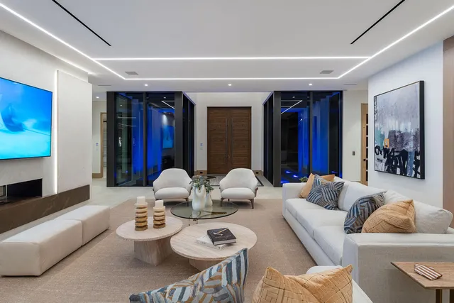 $31,750,000 | 1520 Royal Palm Way, Boca Raton, FL 33432