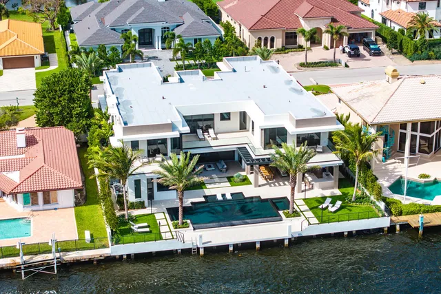 $31,750,000 | 1520 Royal Palm Way, Boca Raton, FL 33432