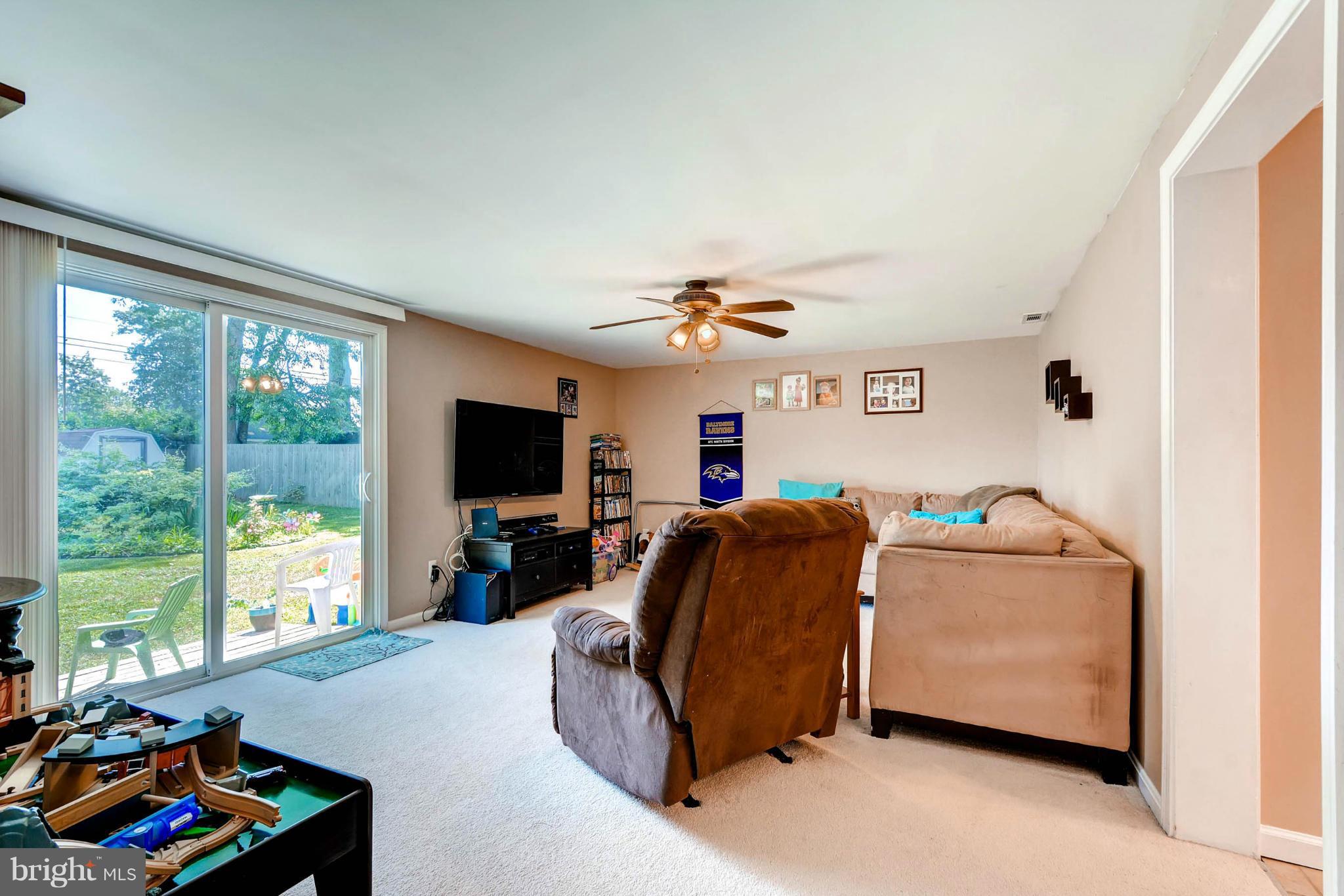 315 Flying Point Road Edgewood, MD 21040 - Photo 14 of 30 Family Room