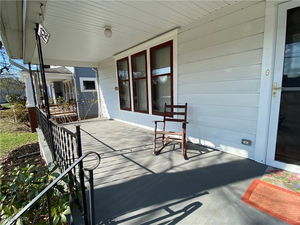 752 Chalker Street Akron, OH 44310 - Photo 3 of 34 Large front porch for leisurely summer evenings