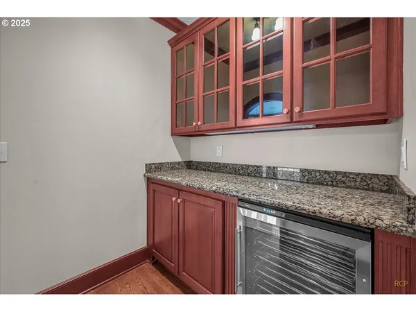 $1,119,000 | 29611 Old Rainier Road, Rainier, OR 97048