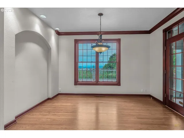 $1,119,000 | 29611 Old Rainier Road, Rainier, OR 97048