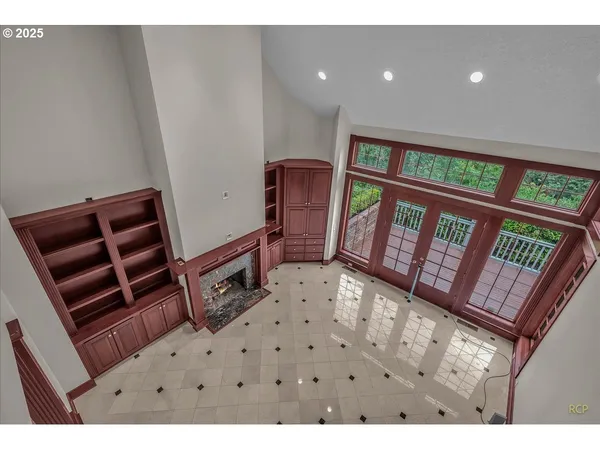 $1,119,000 | 29611 Old Rainier Road, Rainier, OR 97048