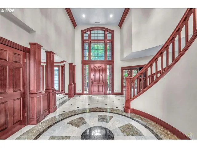 $1,119,000 | 29611 Old Rainier Road, Rainier, OR 97048