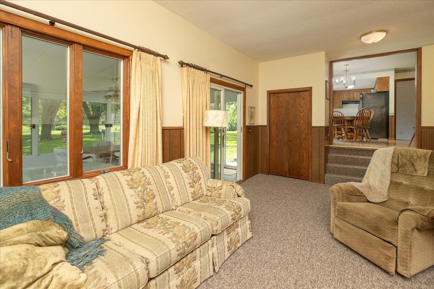 54769 270th Street Austin, MN 55912 - Photo 15 of 50