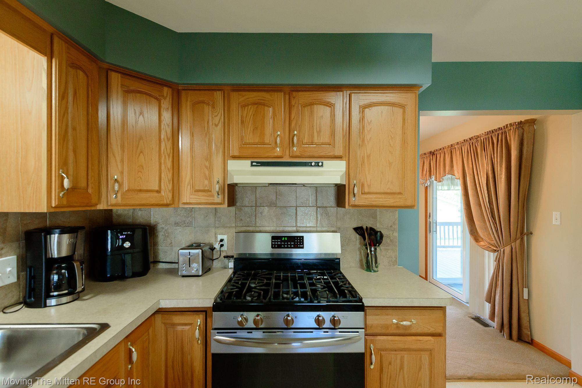 23180 Waltz Road New Boston, MI 48164 - Photo 30 of 64 Gallery Image 30